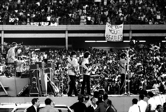 THE BEATLES live @ Shea Stadium, New York, 16 Agosto 1965